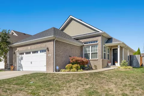 2064 Falling Leaves Ln, Lexington, KY 40509