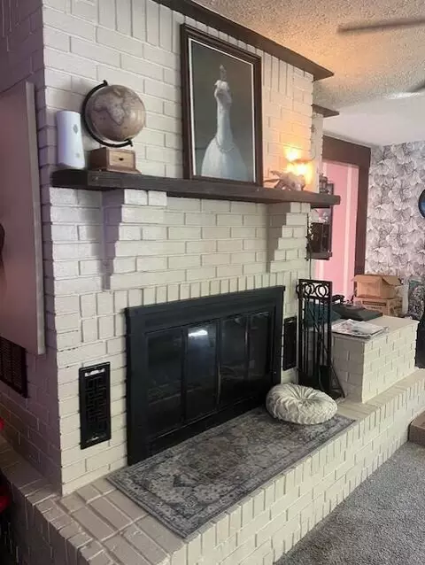 2890 Ky-302, Van Lear, KY 41265 photo 12