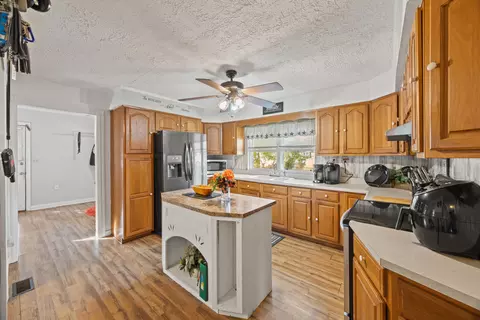 Kitchen - 81 Elm St, Stanton, KY 40380 photo 1 of 3