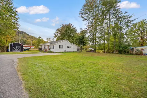 Exterior - 81 Elm St, Stanton, KY 40380 photo 9 of 9