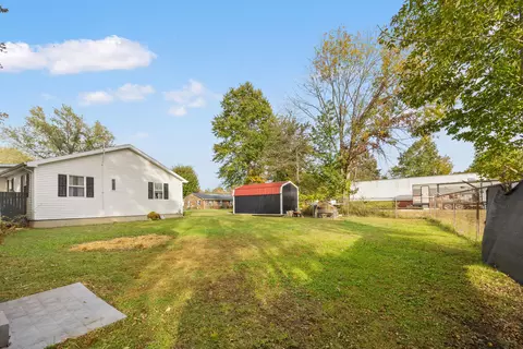 Exterior - 81 Elm St, Stanton, KY 40380 photo 8 of 9