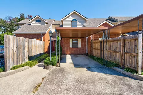 2925 Rio Dosa Dr, Lexington, KY 40509