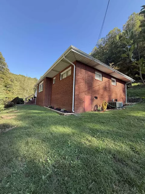 116 Wolf Hollow Rd, Baxter, KY 40806 photo 3