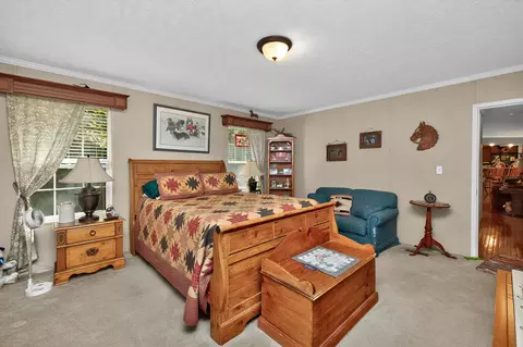 Bedroom - 569 Bethany Rd, Campton, KY 41301 photo 5 of 5