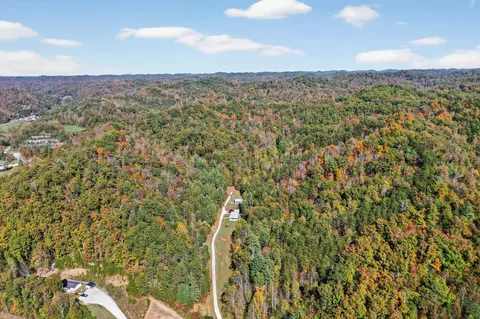 View/Area - 569 Bethany Rd, Campton, KY 41301 photo 1 of 8