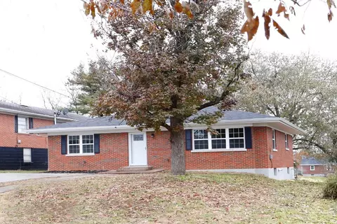 111 Winton Dr, Richmond, KY 40475