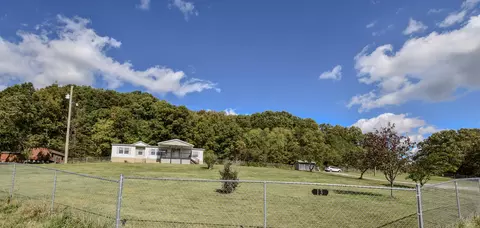 13 Wolf Run Rd, Flemingsburg, KY 41041