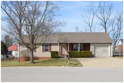 12 Still Water Ct, Frankfort, KY 40601