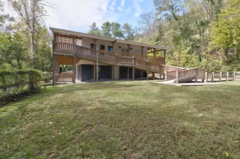 174 Hidden Grove Ln, Winchester, KY 40391