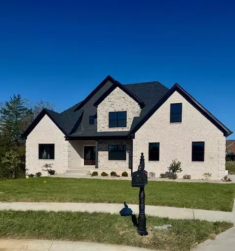 805 Quail Hollow Dr, Richmond, KY 40475