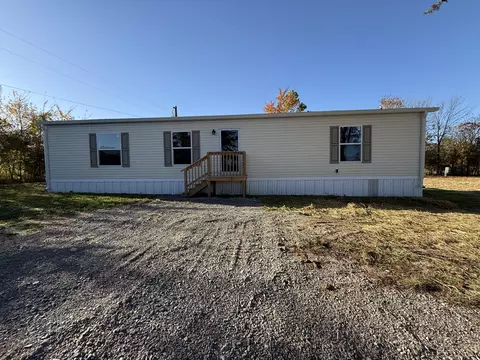4305 Sweetwater Rd, Berea, KY 40403
