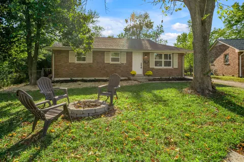 1308 Versie Ct, Lexington, KY 40517