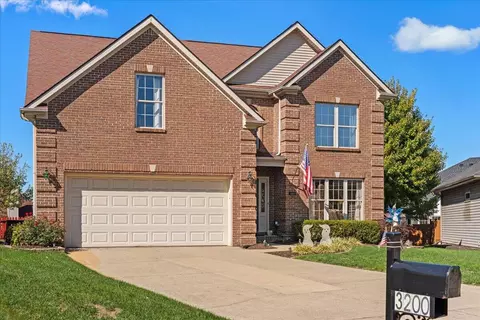 3200 Winged Foot Cir, Lexington, KY 40509