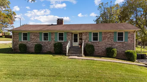 1110 Ojibwa Trl, Frankfort, KY 40601