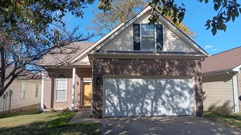 2745 Michelle Park, Lexington, KY 40511