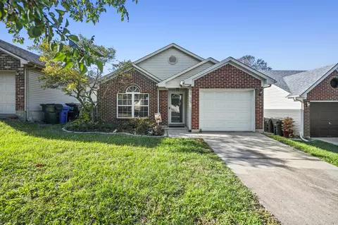 520 Lidian Ct, Lexington, KY 40517