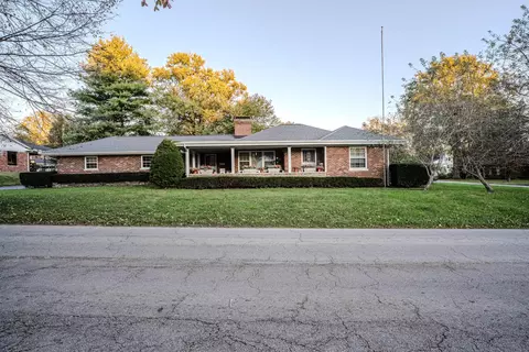 1149 Collins Ln, Frankfort, KY 40601