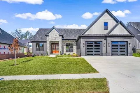 729 Azalea Ln, Versailles, KY 40383