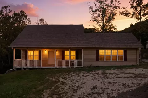 81 Wood Pt, Stanton, KY 40380