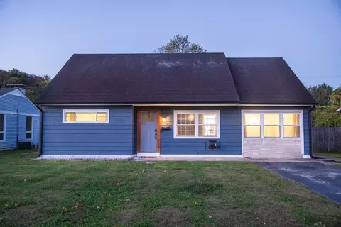 122 Oaklawn Dr, Frankfort, KY 40601