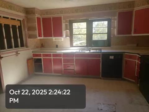 Kitchen - 232 Crank Rd, Tyner, KY 40486 photo 2 of 2