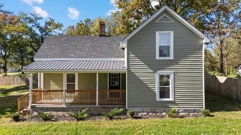204 N First St, Harrodsburg, KY 40330