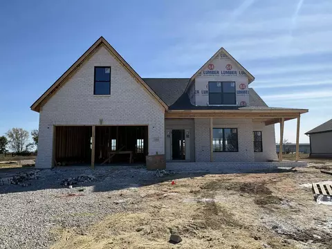 335 Mohegan Trl, Richmond, KY 40475