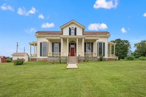 4459 Castle Hwy, Pleasureville, KY 40057