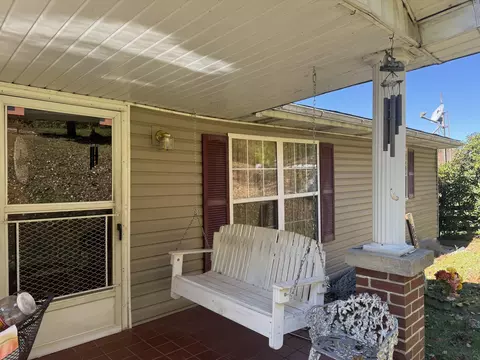 1052 Maulden Branch Rd, Tyner, KY 40486 photo 2