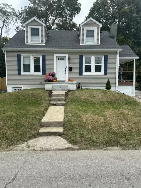 121 Elizabeth St, Frankfort, KY 40601