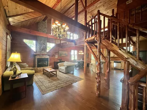 935 Clifty Creek Rd, Jamestown, KY 42629