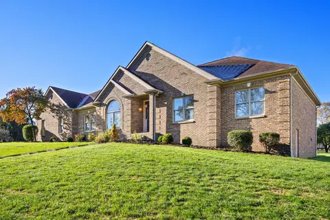 300 Hawthorne Dr, Nicholasville, KY 40356