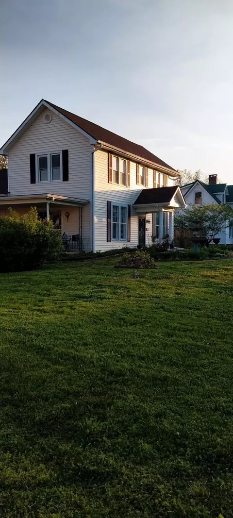 405 W Main St, Stanford, KY 40484