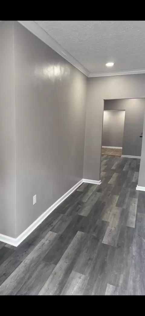 Entry Way - 2003 Kentucky Ave, Jackson, KY 41339 photo 2 of 2