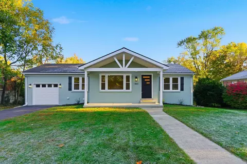 1860 Pershing Rd, Lexington, KY 40504