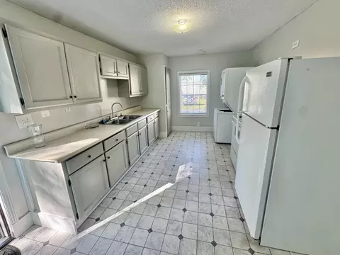 Kitchen - 311 Andrews St, Corbin, KY 40701 photo 1 of 4