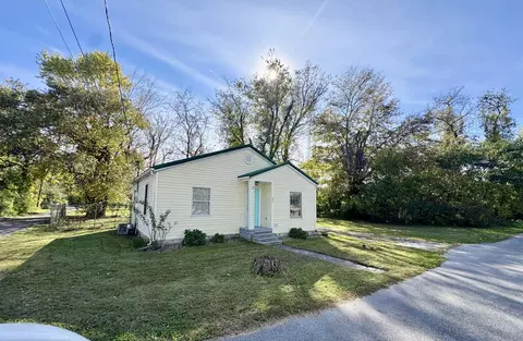Exterior - 311 Andrews St, Corbin, KY 40701 photo 1 of 5