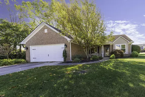 307 Lynnwood Dr, Versailles, KY 40383