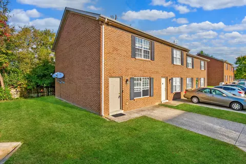 715 Ellison Ct, Lexington, KY 40505