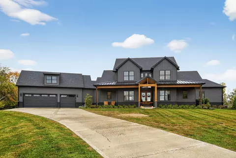 5039 Combs Ferry Rd, Winchester, KY 40391