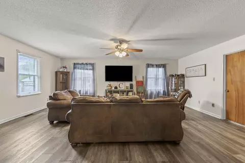 411 Center St, Berea, KY 40403 photo 18