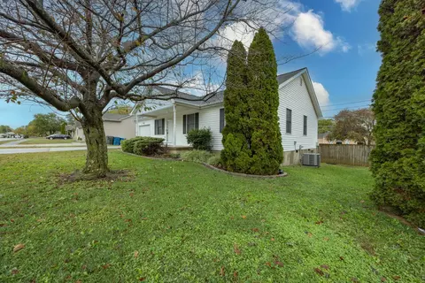 321 Bunker Hill Dr, Georgetown, KY 40324 photo 2