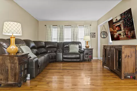 300 Calmes Blvd, Winchester, KY 40391