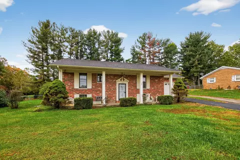 1289 Alton Station Rd, Lawrenceburg, KY 40342