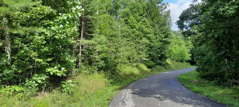 47 Vali Cir, London, KY 40741