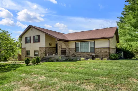 2022 Idylwild Ct, Richmond, KY 40475