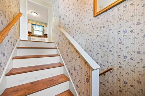 Entry Way - 496 Soards Rd, Georgetown, KY 40324 photo 2 of 4