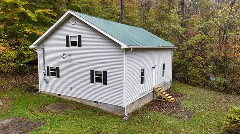 90 Bristol Ln, Rockholds, KY 40759