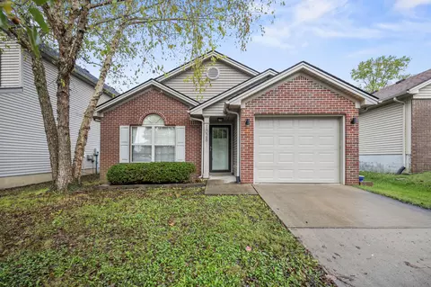 1028 Winding Oak Trl, Lexington, KY 40511