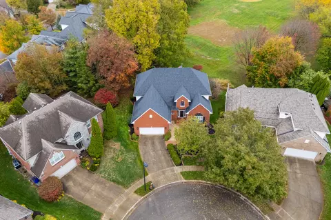 549 Winter Hill Ln, Lexington, KY 40509